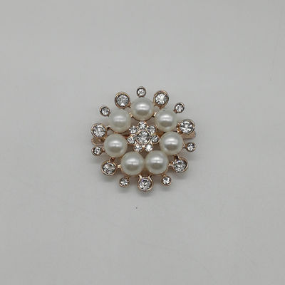 China Pearl Flower Shoe Brooch Accessories , Zinc Alloy Small Shoe Clips Fashionable supplier
