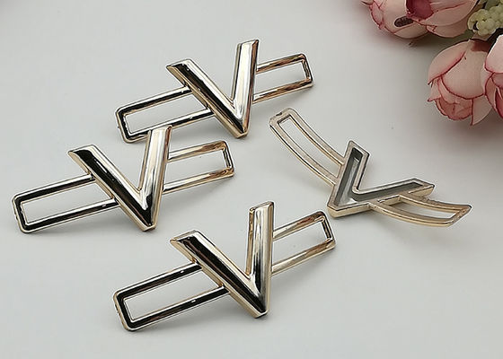 China Simple Style Plastic Shoe Buckles , Small Shoe Buckles For Gifts Ladies Shoe supplier