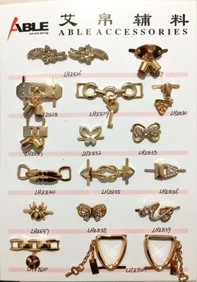 China Gold Ladies Metal Shoe Buckles Rhinestones Accessories Elaborated Design supplier