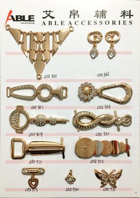 China The high-quality goods rhinestone shoe flower shoe accessories metal buckle for woman shoes supplier